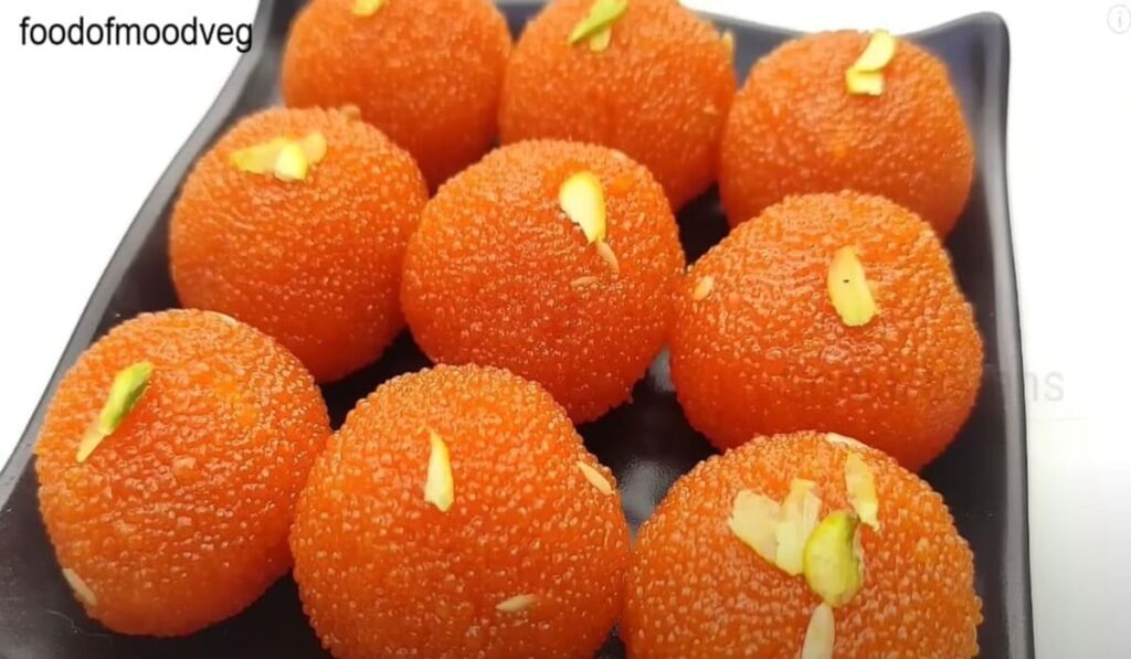 Motichur Ke Laddu Kaise Banate Hain – घर पर बनाएं हलवाई जैसे लाल लड्डू
